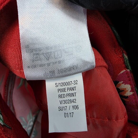 Old Navy Pixie Pants Womens 14 Red Floral Mid-Rise Ankle Length Stretch Tropical - Picture 14 of 14